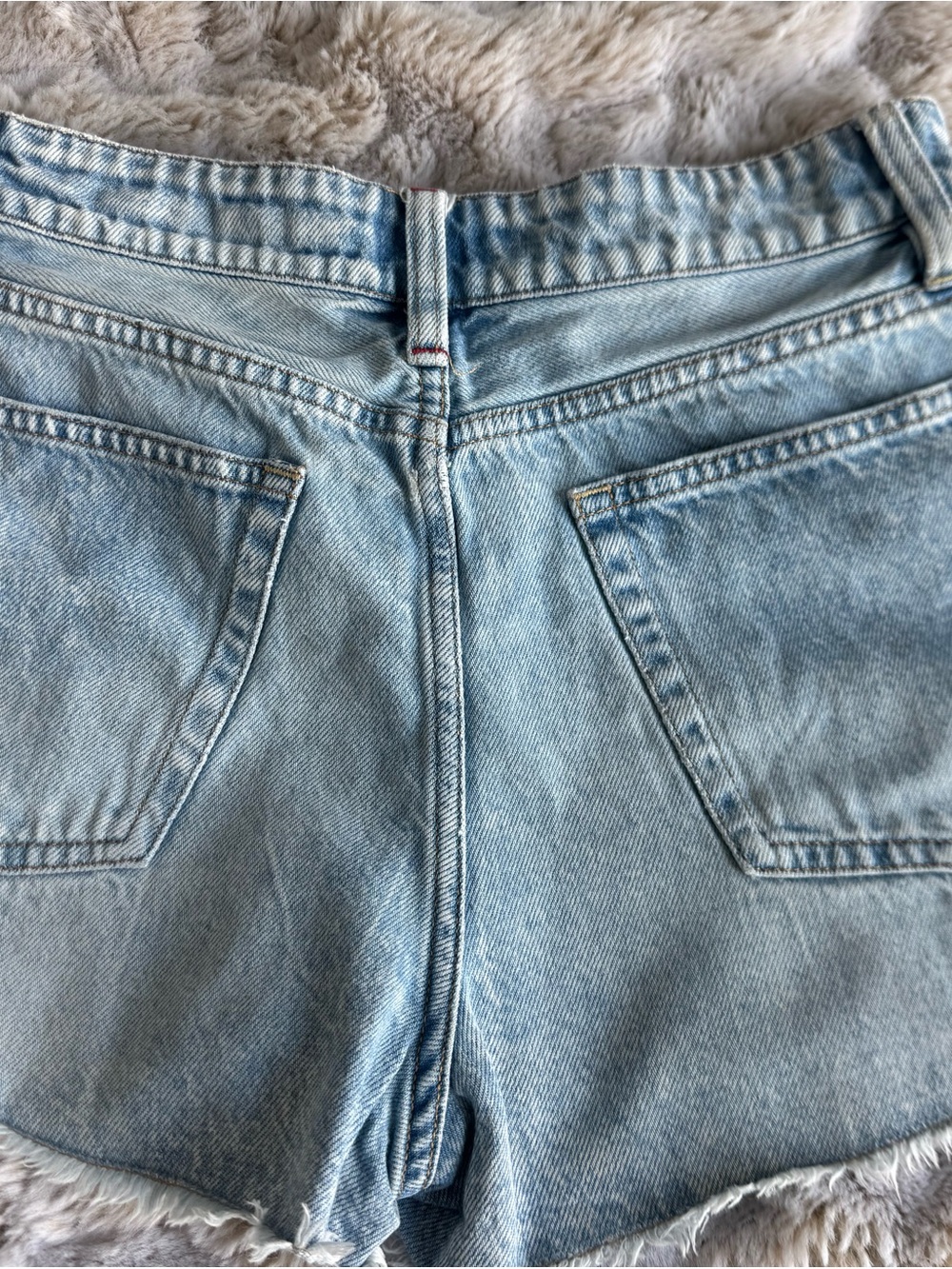 Alice + Olivia Light Blue Distressed Denim Cutoff Shorts - Picture 2 of 4